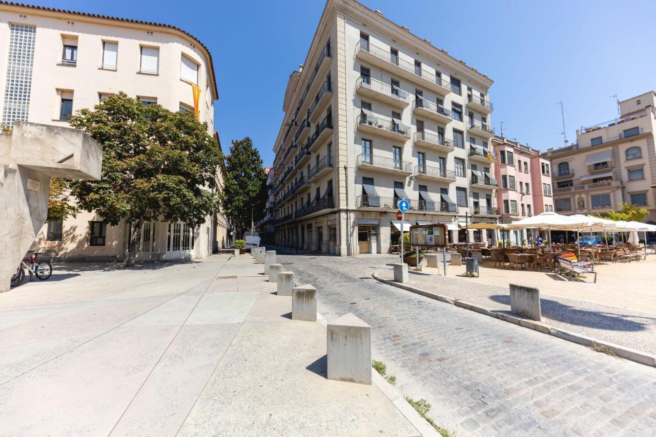 Bravissimo Eiximenis, With Beautiful Terrace And Views Apartment Херона Екстериор снимка